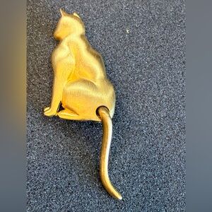 Vintage JJ Jonette Brushed Gold Tone Cat with Dangling Articulated Tail Brooch
